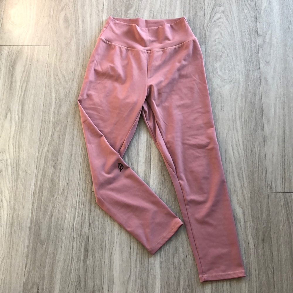 Ptula Taylor Leggings—Ash Rose 26”